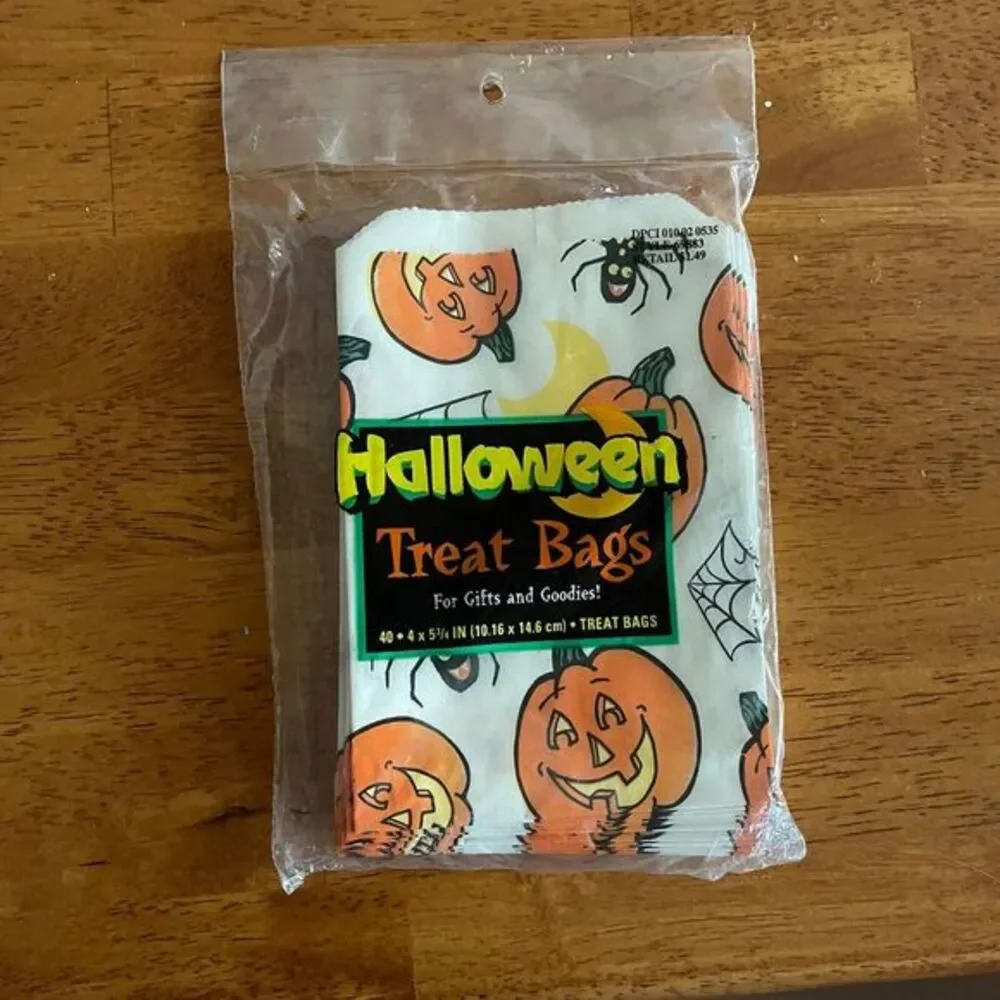 New Vintage Halloween Paper Trick or Treat Candy bags 40 Jackolanterns Spider‎